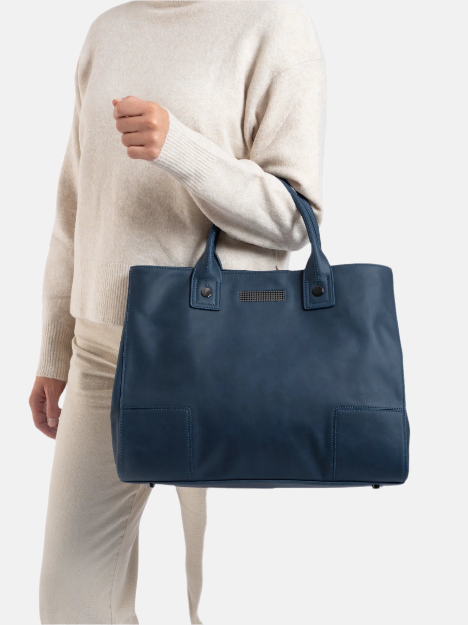 #color_NAVY