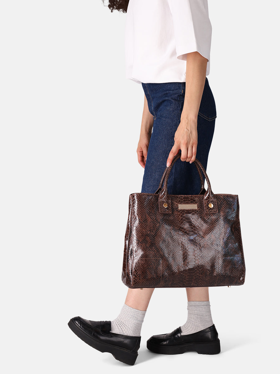 #color_CHOCOLATE_BROWN