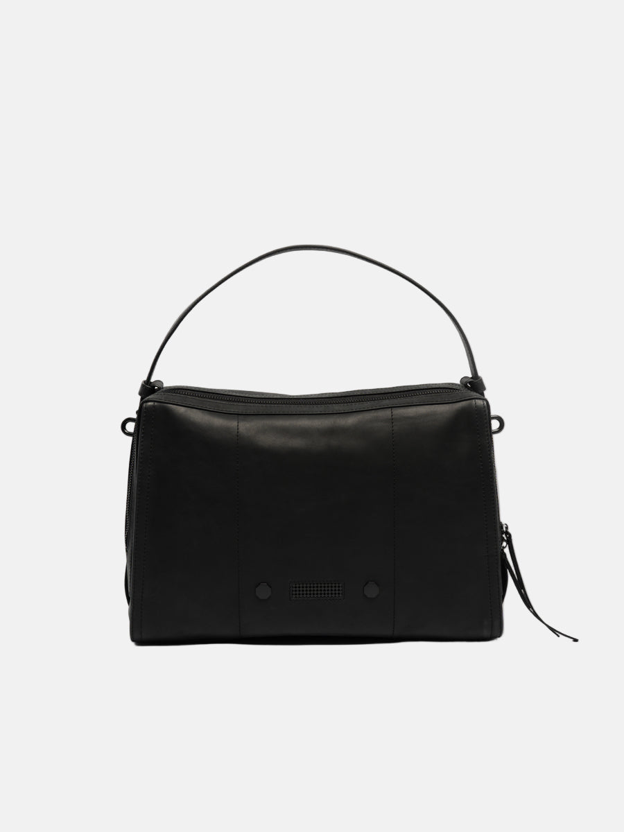 BLACK/ BLACK