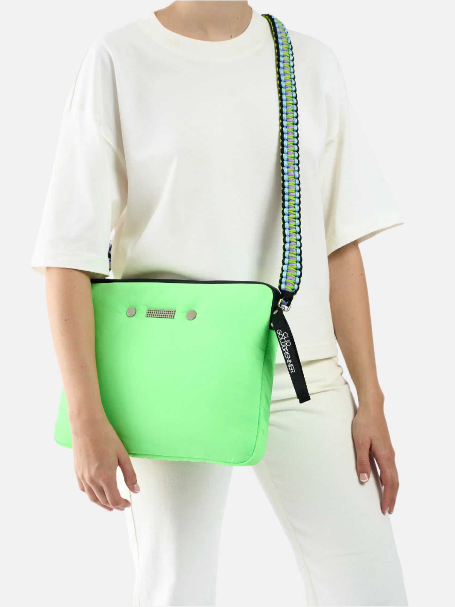 #color_APPLE GREEN